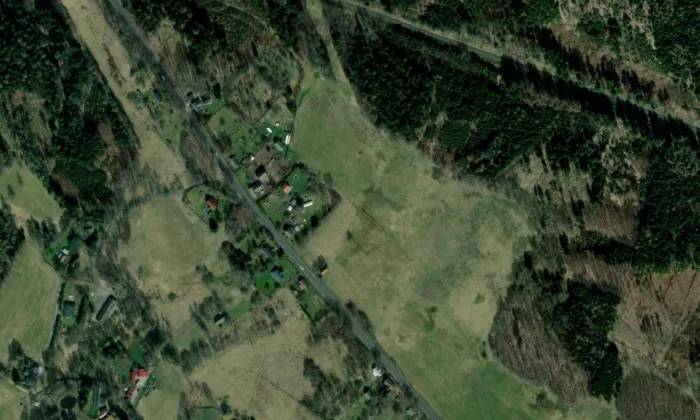 kaple Anděla Strážce (Valdek) – letecký pohled