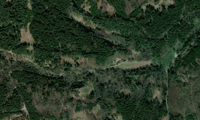 Kaple svaté Rozálie (Chlumec) – letecký pohled