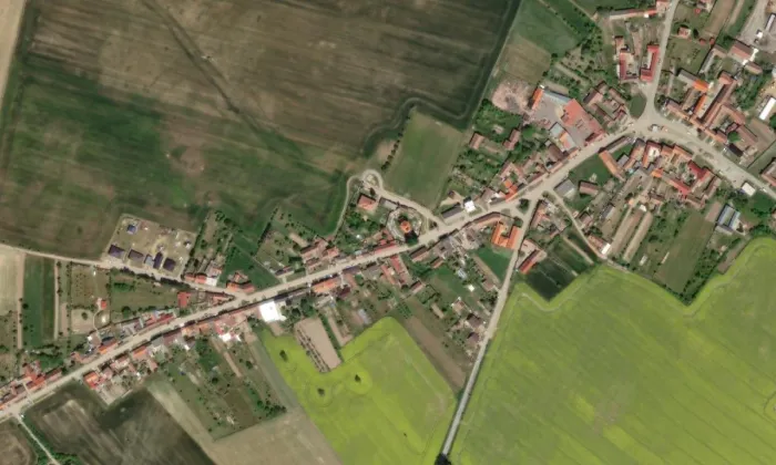 kostel Čtrnácti svatých Pomocníků (Radkovice u Hrotovic) – letecký pohled