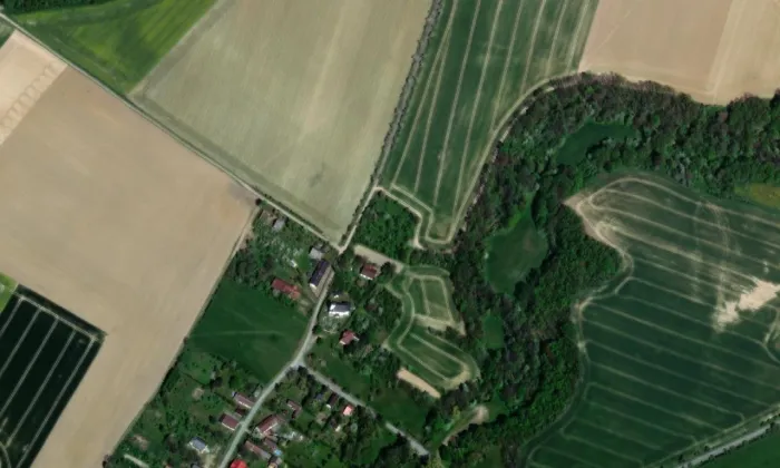 Kostel Archanděla Michaela (Hrozová) – letecký pohled