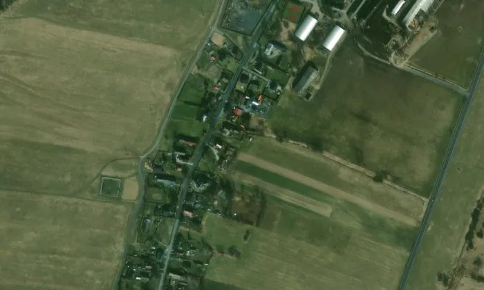Kostel Archanděla Michaela (Moravský Kočov) – letecký pohled