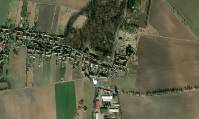 Kostel Narození Panny Marie (Liběšice) – letecký pohled