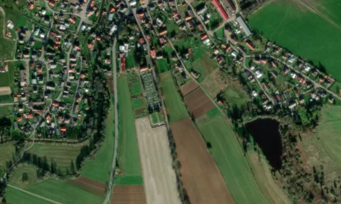 kostel svaté Kateřiny (Herálec) – letecký pohled
