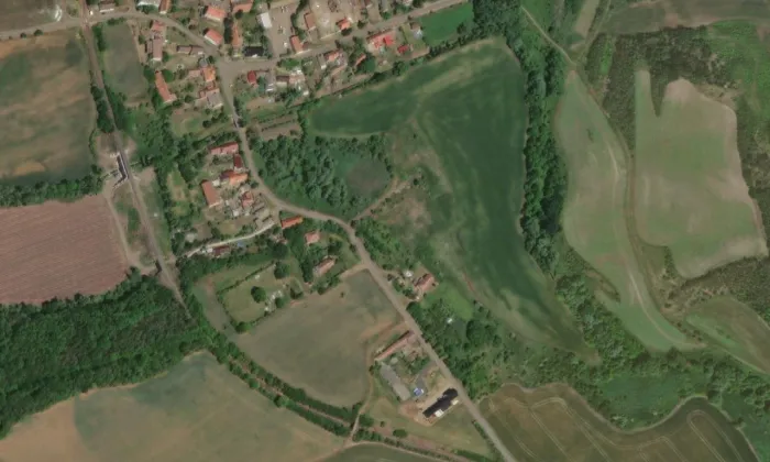 Kostel svaté Kateřiny (Kněžice) – letecký pohled