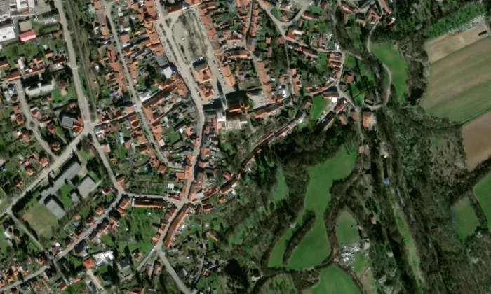 Kostel svatého Štěpána v Kouřimi – letecký pohled