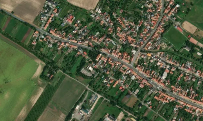 kostel svatého Bartoloměje (Krumvíř) – letecký pohled