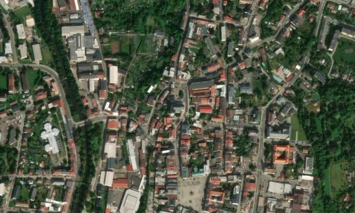 Kostel svatého Jana Křtitele (Dvůr Králové nad Labem) – letecký pohled