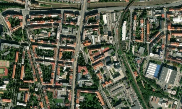 kostel svatého Jana Nepomuckého (Jižní Předměstí) – letecký pohled