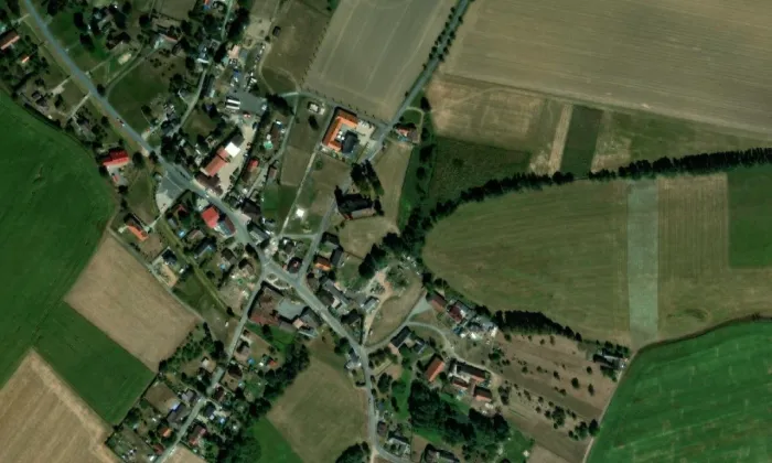 Kostel svatého Josefa (Dubenec) – letecký pohled