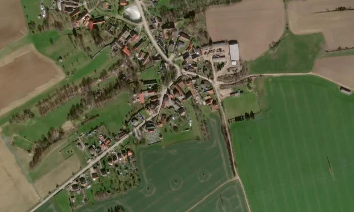 Kostel svatého Josefa (Veliš) – letecký pohled