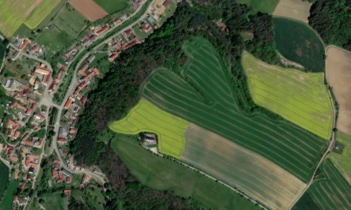kostel svatého Klimenta (Jasenice) – letecký pohled