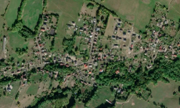 kostel svatého Michaela (Děčín XXIV-Krásný Studenec) – letecký pohled