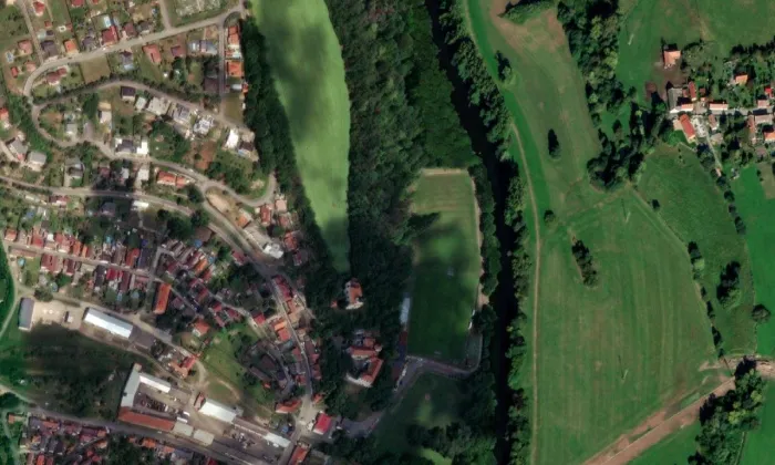 Kostel svatého Mikuláše (Horky nad Jizerou) – letecký pohled