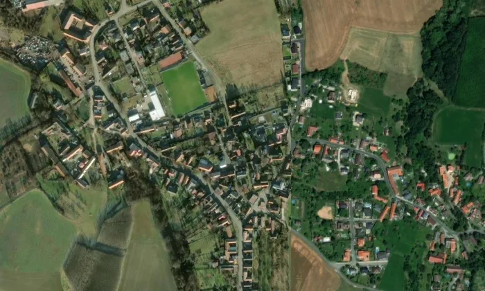 Kostel svatého Petra a Pavla (Horka) – letecký pohled