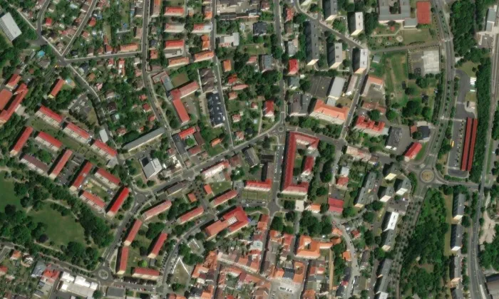 Kostel svatého Petra a Pavla (Kadaň) – letecký pohled