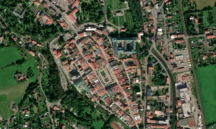 Kostel svatého Vojtěcha (Broumov) – letecký pohled