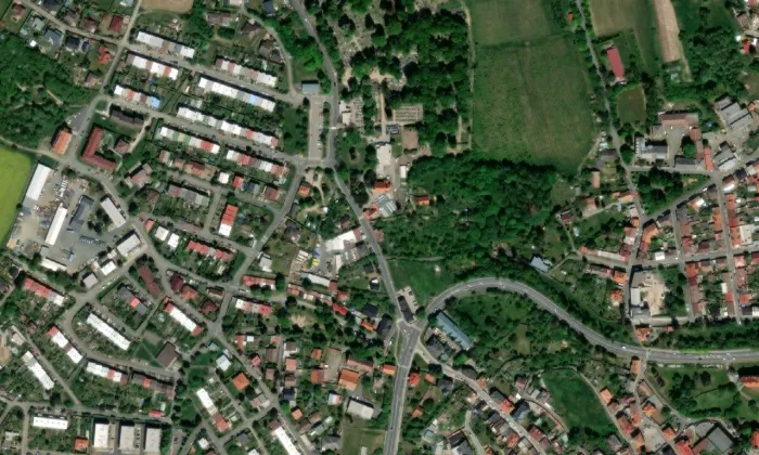 kostel Všech svatých (Žižkov) – letecký pohled