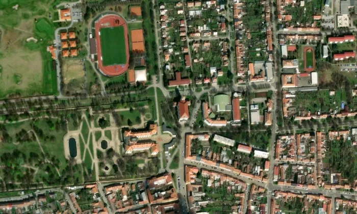 Kostel Vzkříšení Páně (Slavkov u Brna) – letecký pohled