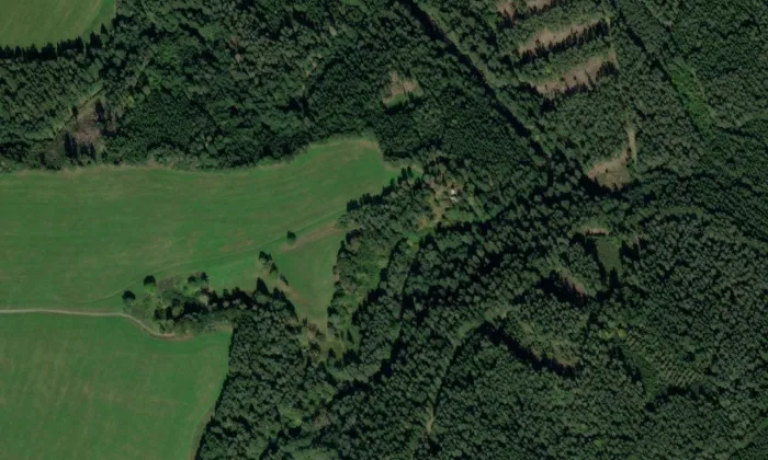Louzek – letecký pohled