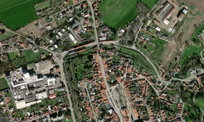 Městské opevnění v Kouřimi – letecký pohled