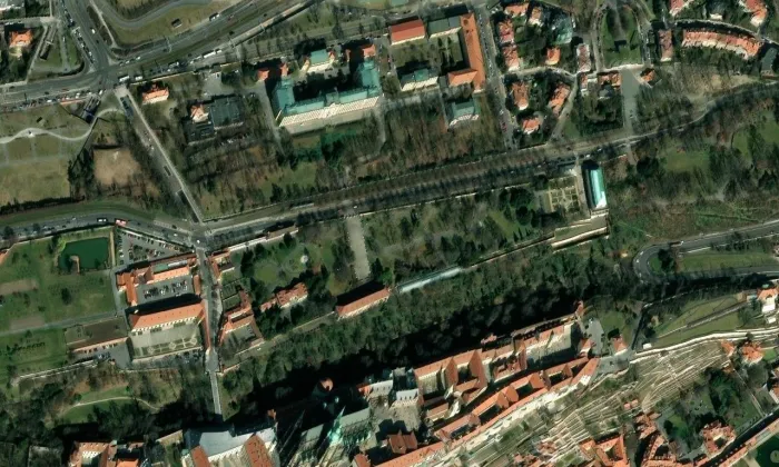Velká míčovna – letecký pohled