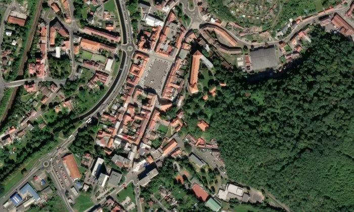 zámek Bílina – letecký pohled