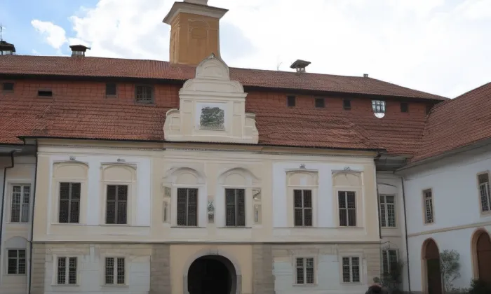 Zámek Chrast – historical