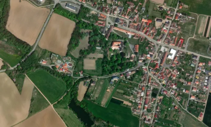 Zámek Police – letecký pohled