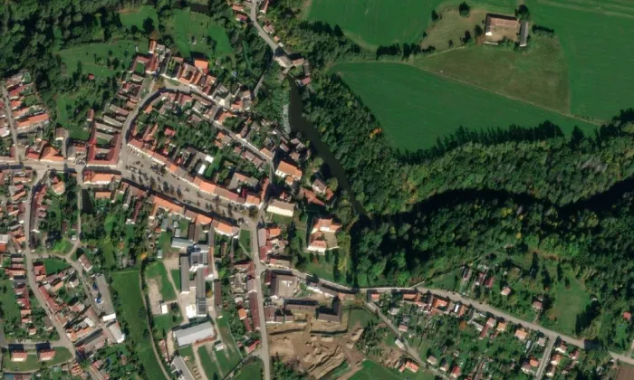 zámek Stráž nad Nežárkou – letecký pohled