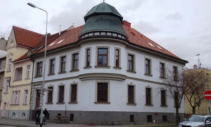 Dům