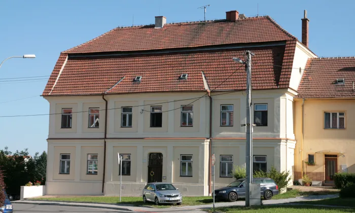 Zámek Pozořice