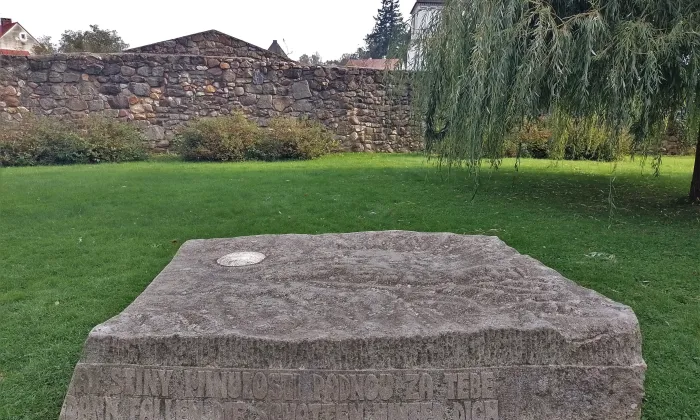Zámek Vidnava s parkem