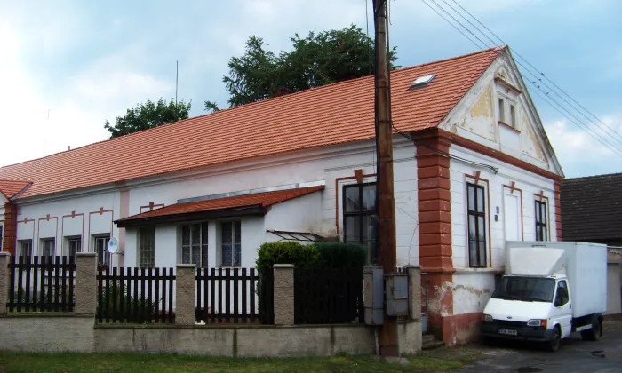 Zámeček Trnová