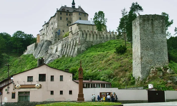 hrad Český Šternberk