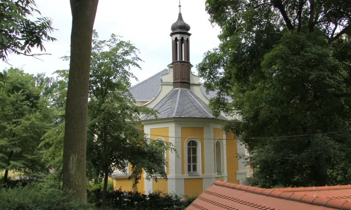 zámek Hluboš