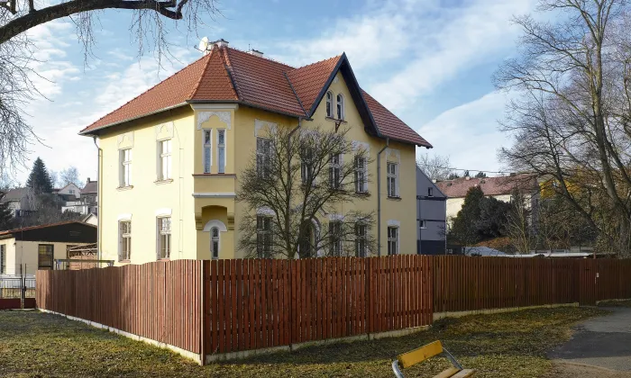 Kostel Nanebevstoupení Páně (Stará Role)