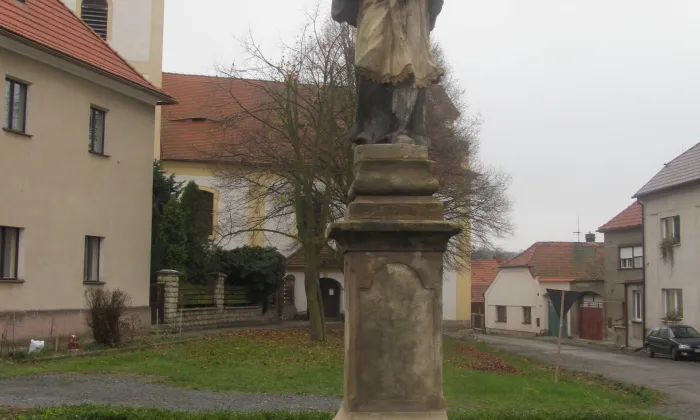 Kostel Nanebevzetí Panny Marie (Opočno)