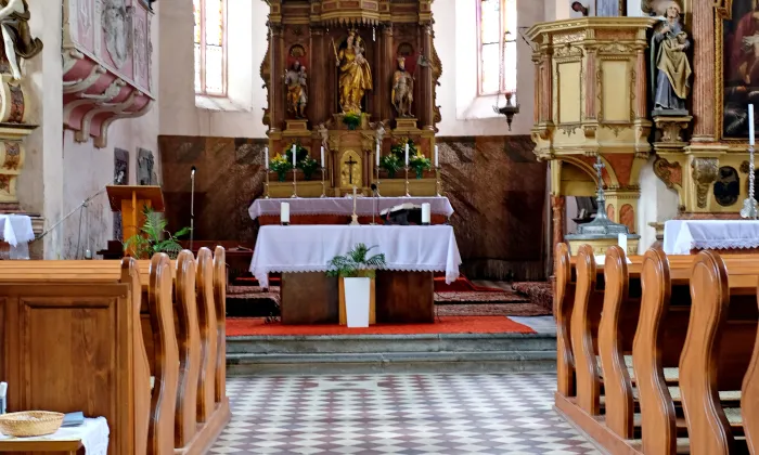 Kostel Nanebevzetí Panny Marie (Poběžovice)