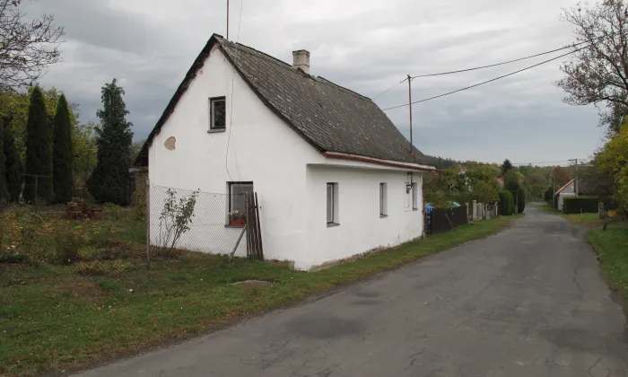 Kostel Panny Marie Karmelské (Býkov)