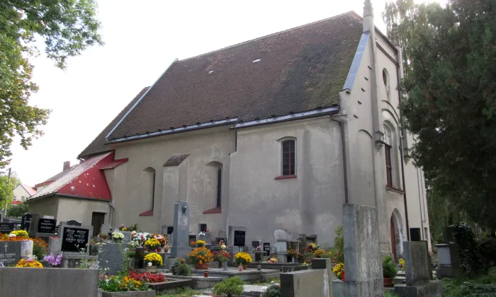 Kostel Všech svatých (Nové Město nad Metují)