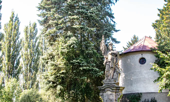 Kostel svatého Ducha (Krčín)