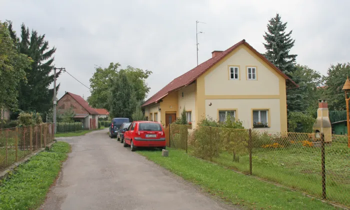 Kostel svatého Josefa (Horní Vlčkovice)