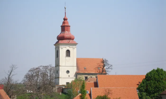 Kostel svatého Petra a Pavla (Kostomlaty pod Řípem)