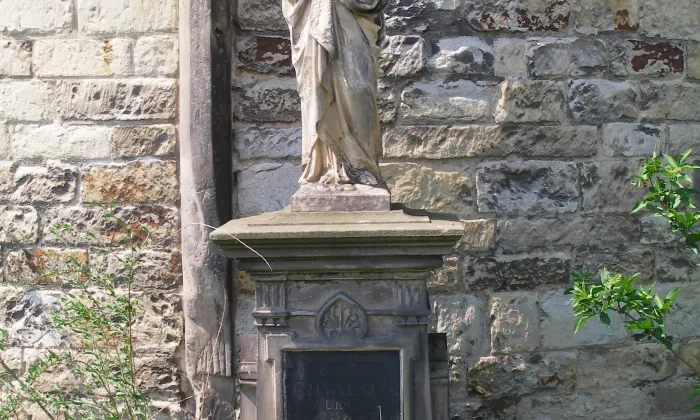 Kostel svatého Petra a Pavla (Kostomlaty pod Řípem)