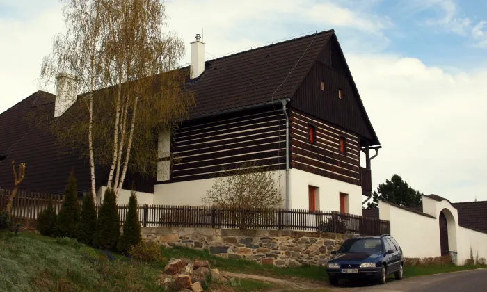 Kostel svatého Petra a Pavla (Soběnice)