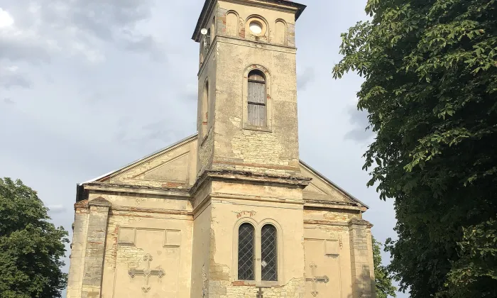 Kostel svatého Václava (Strážiště)