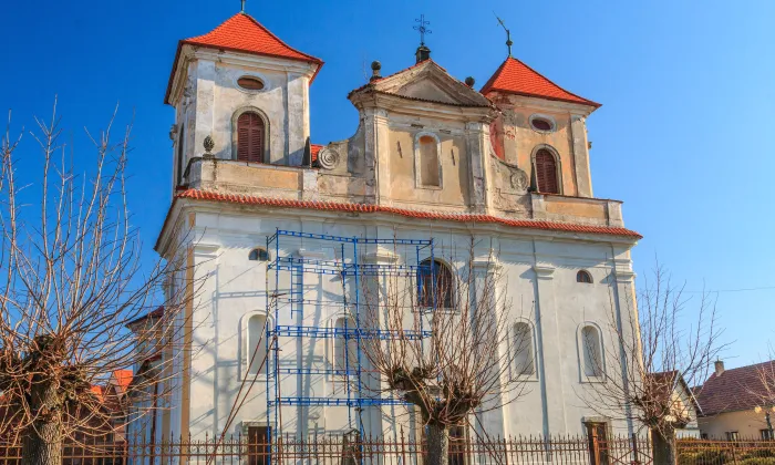 kostel Narození Panny Marie (Dašice)