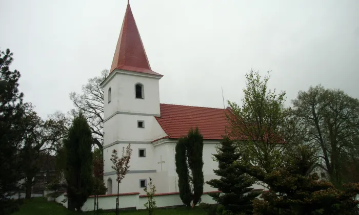 kostel Narození Panny Marie (Hlasivo)