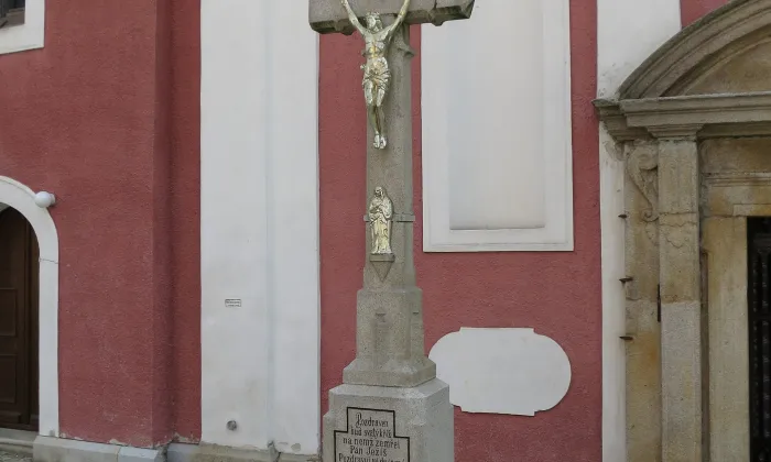 kostel Povýšení svatého Kříže (Knínice)