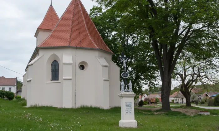 kostel svaté Anny (Morašice)